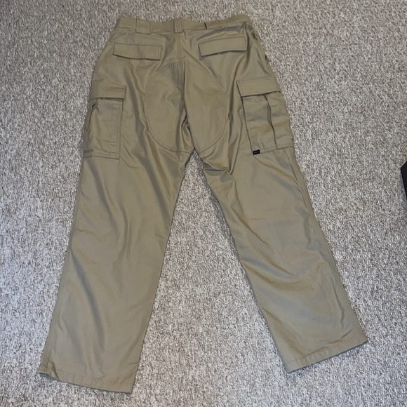 Men’s 5.11 Tactical Pants - Picture 2 of 3